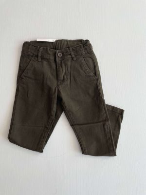 1082. Pantalon verde