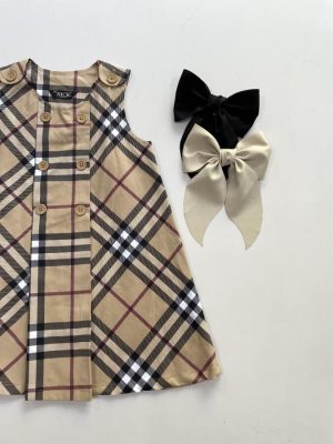 3171. Vestido beige sin mangas