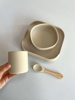 6218. Kit de plato con vaso y cuchara para toddler