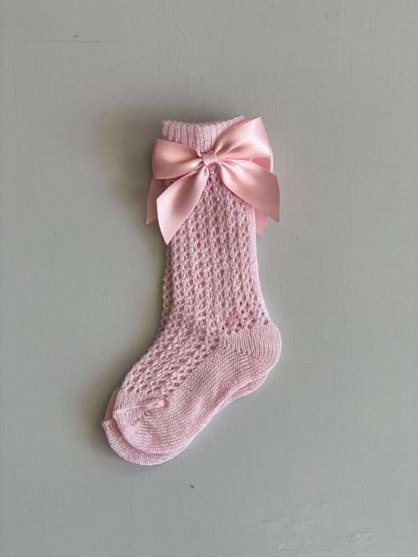 6263. Calceta calada con liston rosa