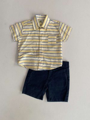 964. Conjunto de tres piezas de camisa amarilla con rayas blancas