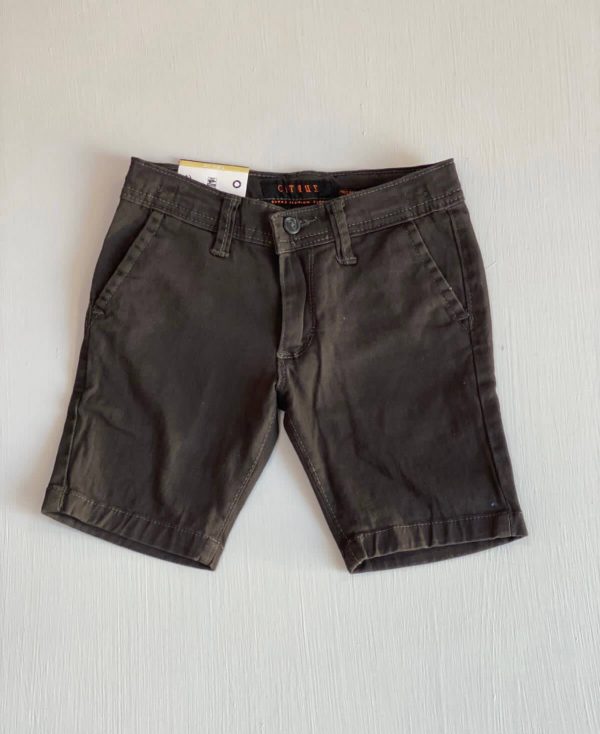 1137. Short gris oscuro