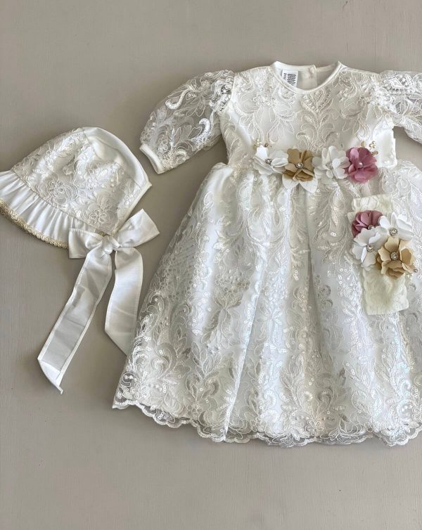 7025. Ropon con manguita de encaje y detalles beige y rosa