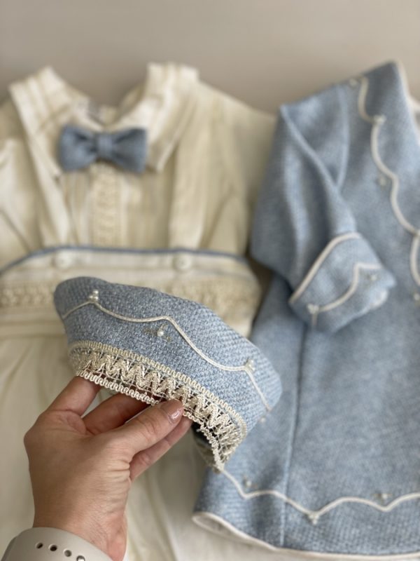 610. Ropon de nueva coleccion de saco azul con detalles en perlas