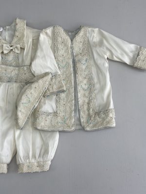 625. Ropon ivory de principe con detalles azules