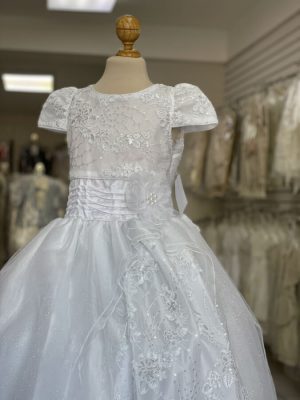8009. Vestido Lili en blanco
