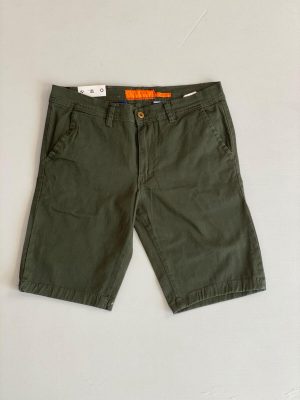 1160. Short verde