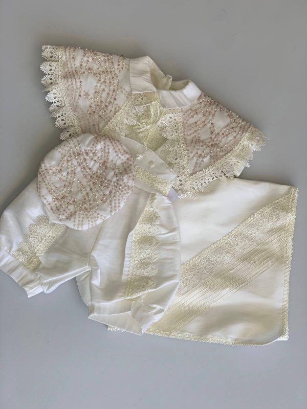 700. Ropon ivory con capa y boina bordada - Imagen 2
