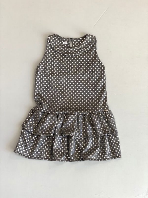 3328. Vestido a lunares con olanes