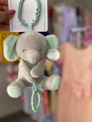 6363. Elefante pequeño