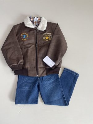 10012. Conjunto tres piezas de chamarra cafe
