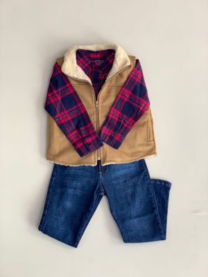 11038. Conjunto tres piezas de chaleco beige