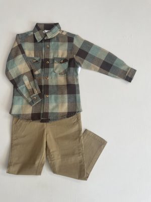 12012. Camisa de franela a cuadros beige con verde