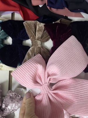 6368. Moños de pana Y TERCIOPELO DE PERLAS