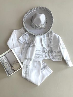 730. Ropon de charro con kit de vela incluido