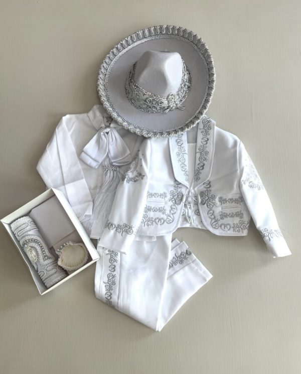730. Ropon de charro con kit de vela incluido