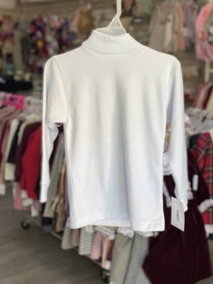 11130. Blusita cuello alto en blanco