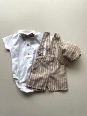 1183. Conjunto cuatro piezas en cafe con boina