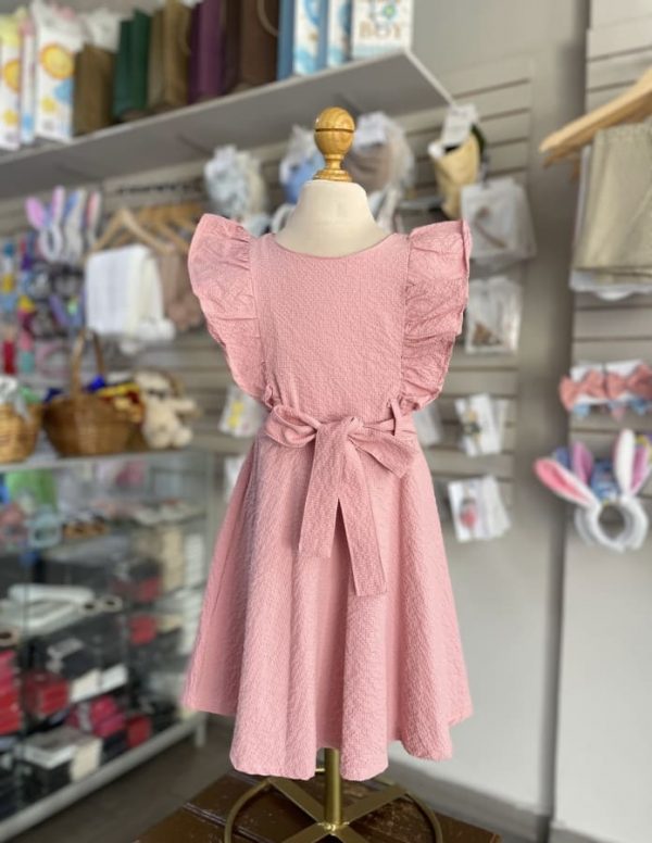 3406. Vestido rosa con detalle de olan en mangas