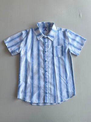 1213. Camisa a rayas blanco y azul