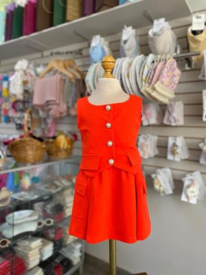 3445. Conjunto naranja con detalle en botones