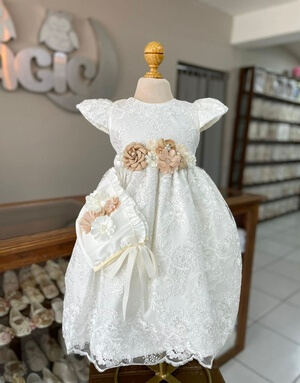 7202. Ropon ivory con detalles de flores en salmon y nude