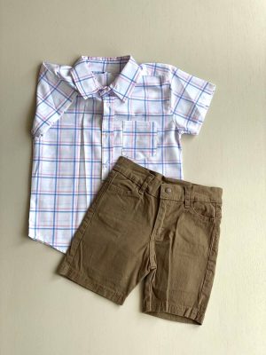 1237. Conjunto de camisa blanca a cuadros