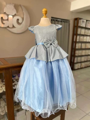 8120. Nuevo modelo de vestido en tul con detalle de moño