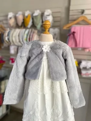 11177. Torerita gris de peluchito con detalle de flor