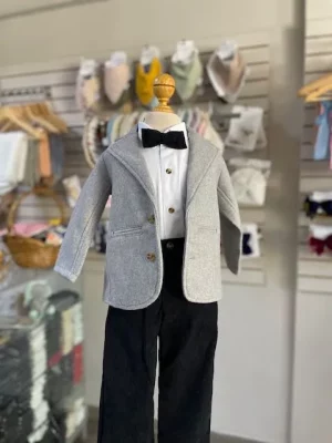 13002. Conjunto cuatro piezas de saco gris claro