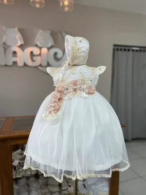 7277. Ropon ivory con detalles en dorado con detalles en rosa