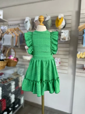 34124. Vestido verde 'Tipo Crochet' con olánes