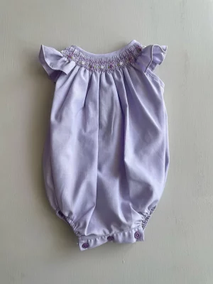 34125. Ranita Lila con Bordado Smock
