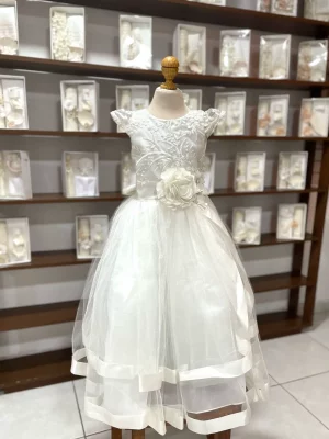 8136. Vestido ivory con detalle de dos listones