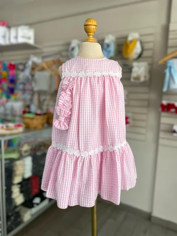34133. Vestido rosa a cuadros con bandita