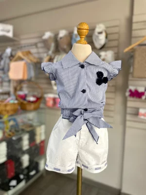 34191. Conjunto de blusita a rayas azul marino con florecitas