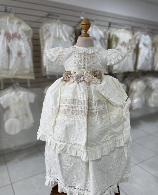 7312. Ropon champagne con detalles vintage