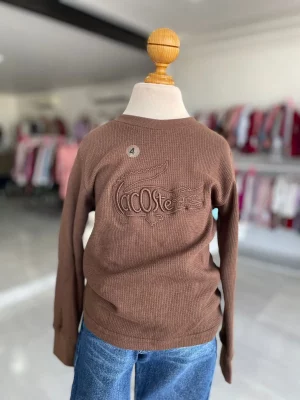 13085. Camiseta cafe Lacoste