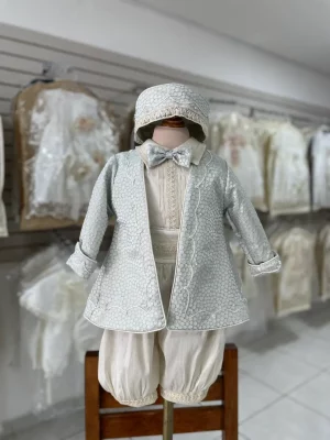 833. Nuevo modelo de linea premium de saco en azul claro y detalle de perlitas