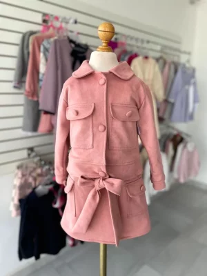 109. Conjunto dos piezas con falda de tablones y detalle de moño