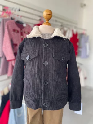 13099. Chamarrita negra de pana con borreguito por dentro