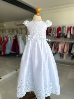 8149. Vestido blanco de nueva temporada