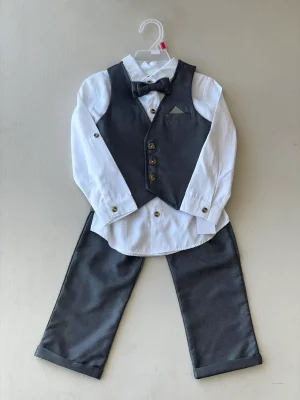 13214. Conjunto 5 piezas de nueva coleccion en gris oscuro