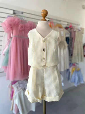 34280. Conjunto de short a rayas en amarillo con blanco