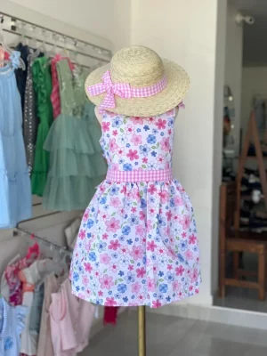 34315. Vestido azul de flores con sombrero