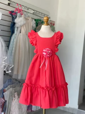 34357. Vestido rosa con olanes