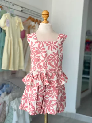 34386. Conjunto de short y blusita de olan