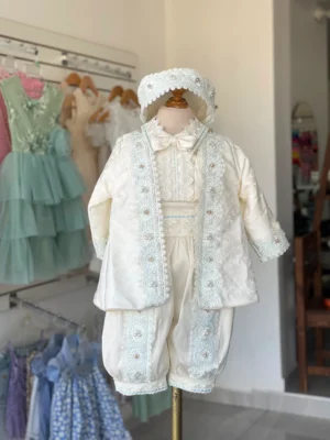 874. Ropon de nueva coleccion con detalles en aqua